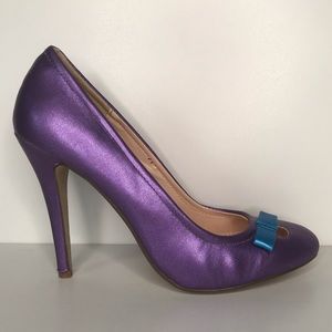 Shimmer Purple Heels 7.5 / 8 Blue Bow New in Box Modcloth Stiletto Amethyst